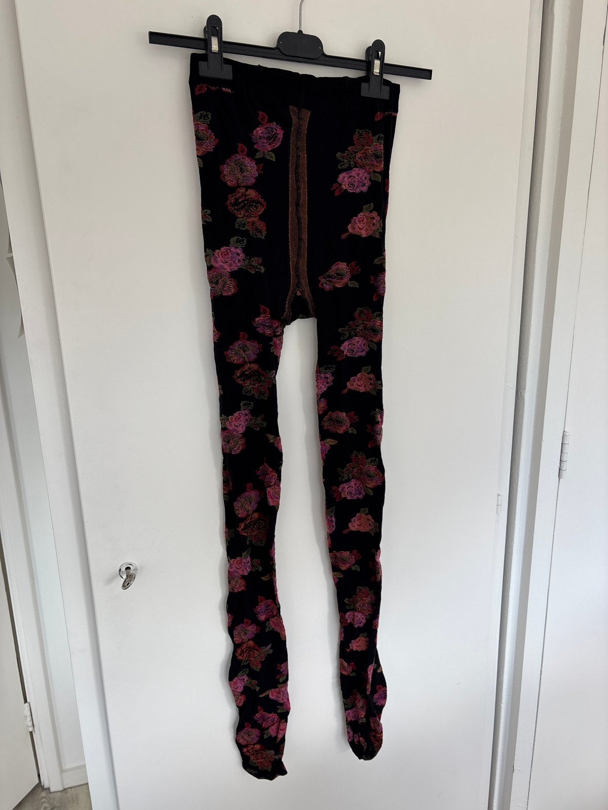 Panty met bloemetjespatroon - Maat L, Kleding | Dames, Zwart, Ophalen of Verzenden, Maat 44/46 (L), Panty