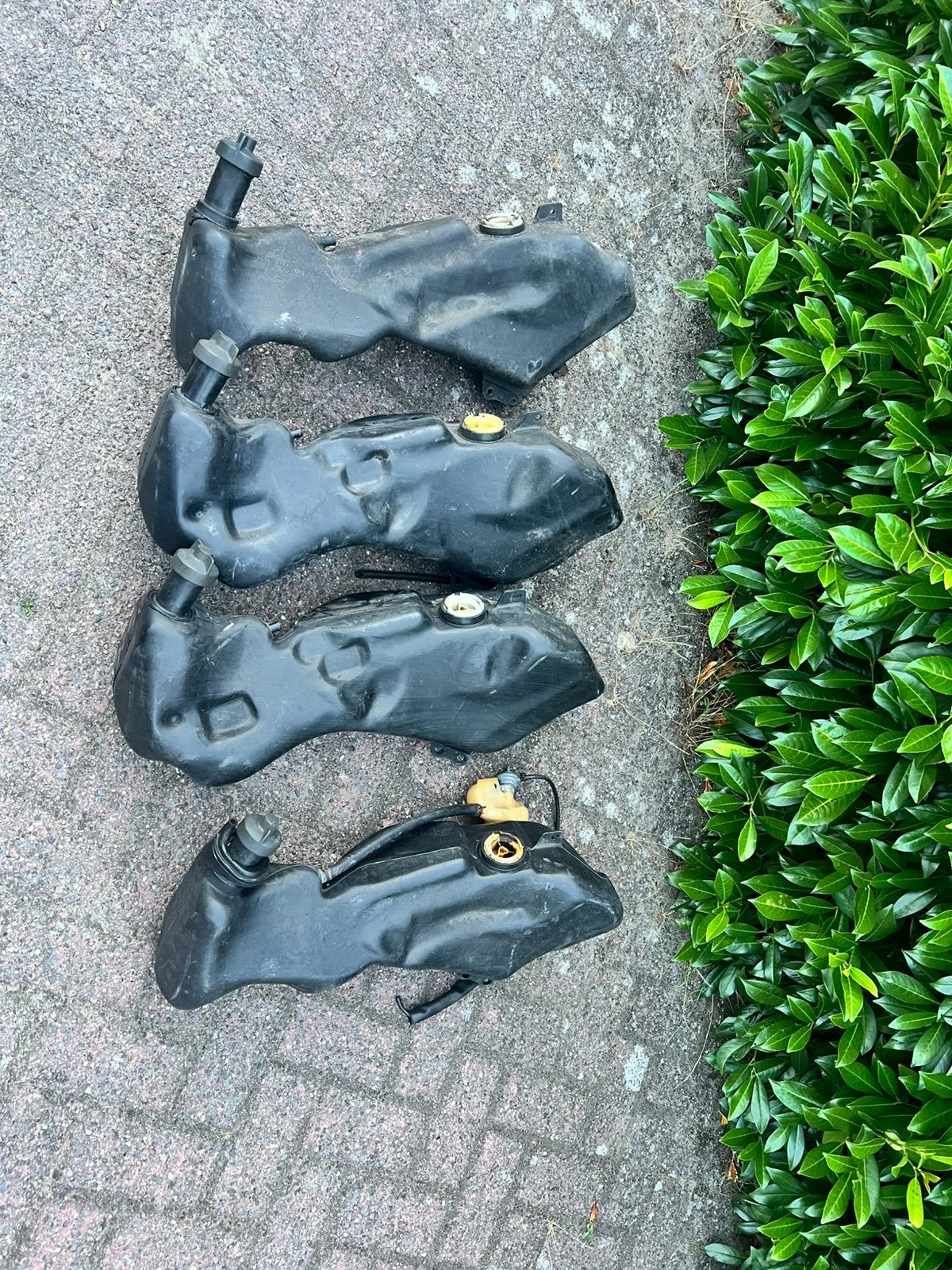 Gilera runner tanks 4 stuks groot en klein, Ophalen, Zo goed als nieuw, Overige merken
