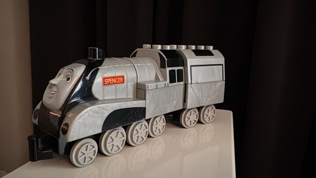 Diverse duplo locomotieven Thomas de trein, Ophalen of Verzenden, Zo goed als nieuw
