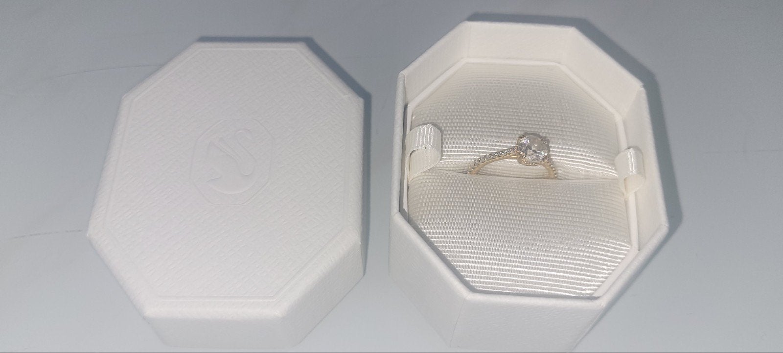 Swarovski ring goudkleurig – prachtig en elegant, Ophalen, Zo goed als nieuw, Sieraad of Horloge