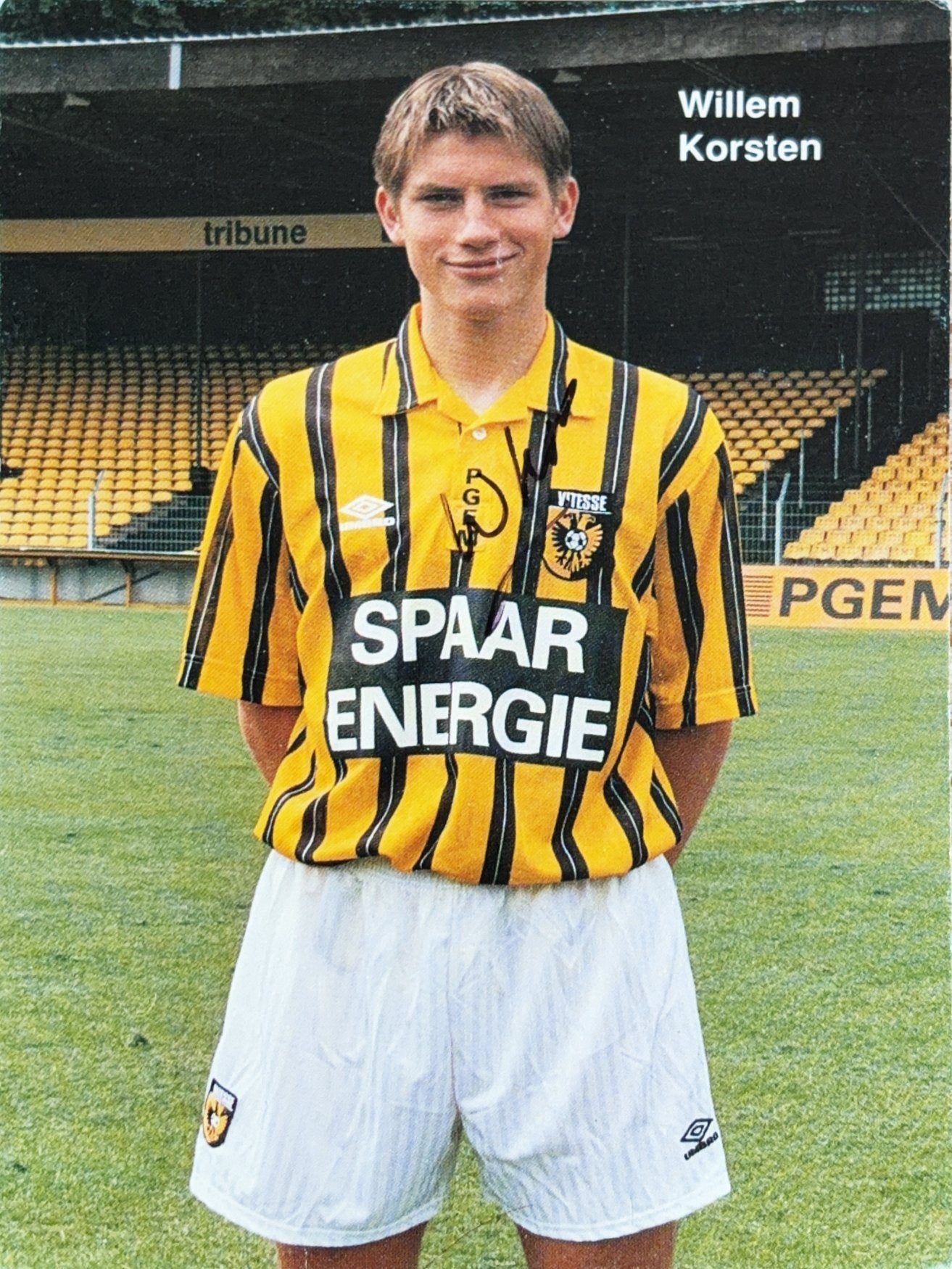 Spelerskaart Willem Korsten - Vitesse Arnhem - 1993/1994, Verzamelen, Sportartikelen en Voetbal, Ophalen of Verzenden, Zo goed als nieuw