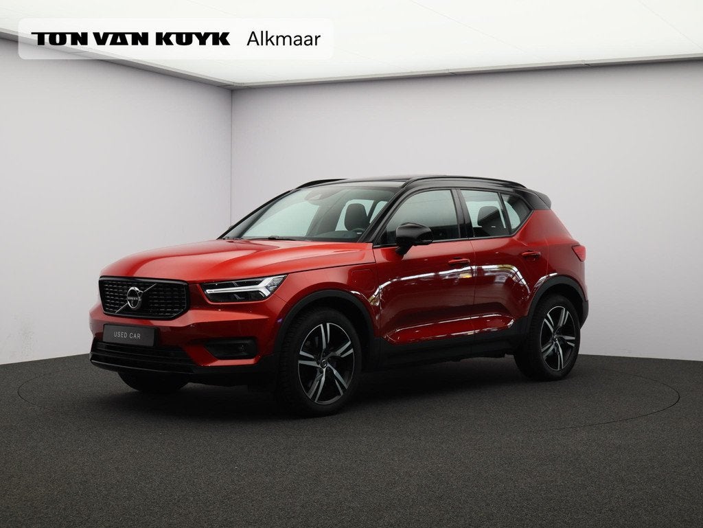 Volvo XC40 1.5 T4 Recharge R-Design / Trekhaak / Panoramadak