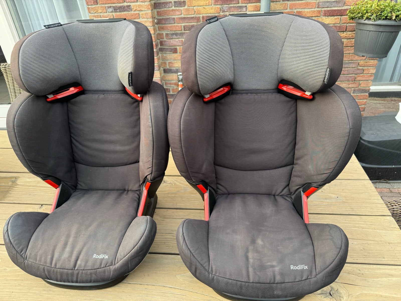 Maxi-Cosi RodiFix autostoeltjes met Isofix (2 stuks), Ophalen, Gebruikt, 15 t/m 36 kg, Verstelbare rugleuning
