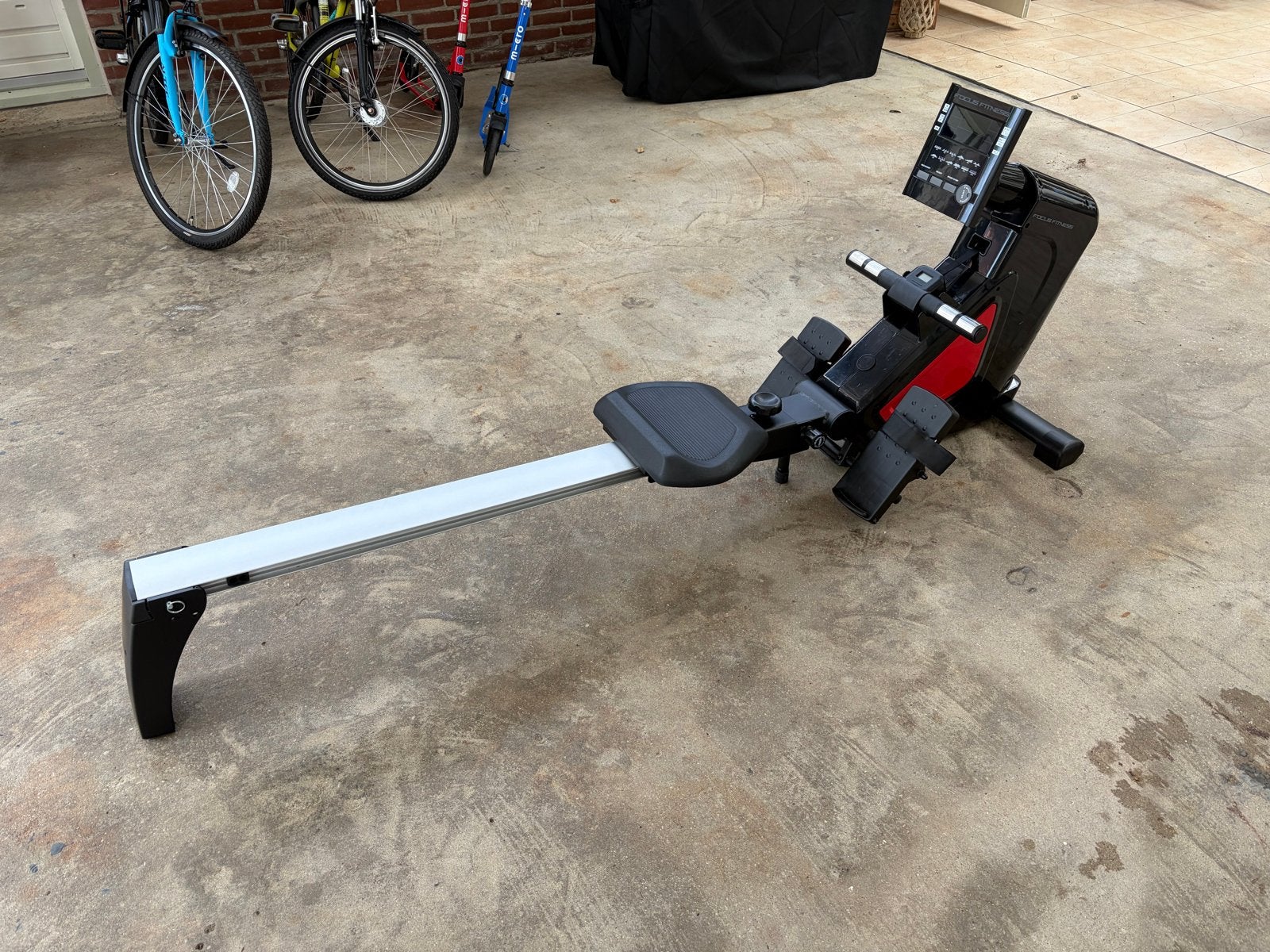 Focus Fitness Roeitrainer Row 3 (weinig gebruikt), Ophalen, Armen, Zo goed als nieuw, Metaal