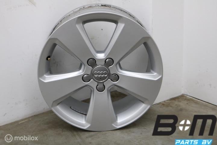 1 losse 17 inch velg Audi A3 8V Sportback 8V0601025K, Auto-onderdelen, Gebruikt, Velg(en)