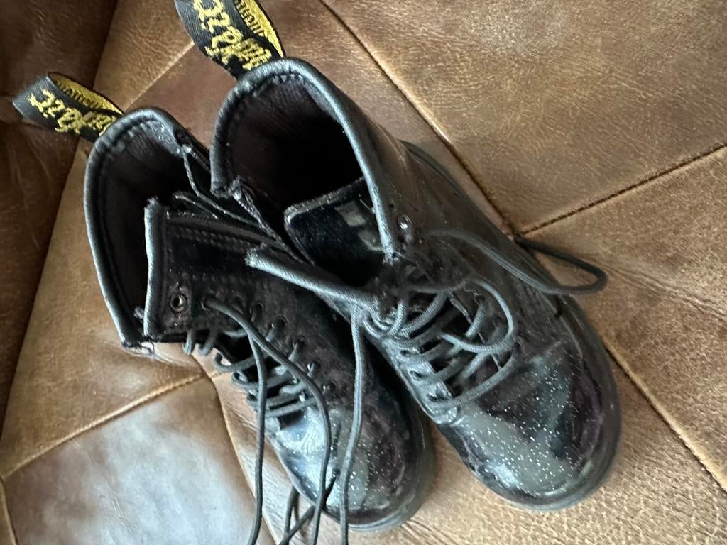 Dr martens schoenen, Kinderen en Baby's, Kinderkleding | Schoenen en Sokken, Ophalen, Meisje, Schoenen