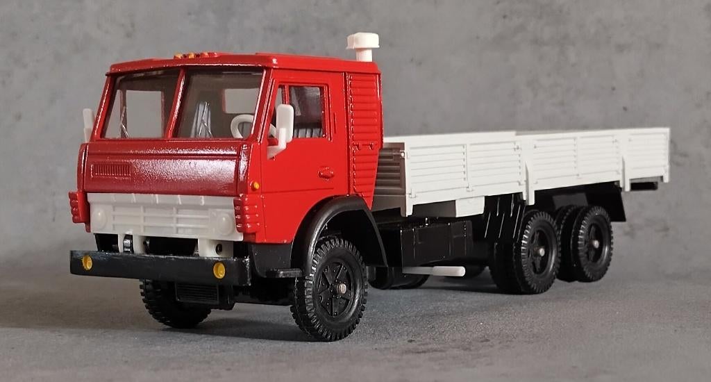 Schaal 1:43 KAMAZ 53212 USSR Russian Arek Kazan, Ophalen of Verzenden, Nieuw, Bus of Vrachtwagen, Overige merken