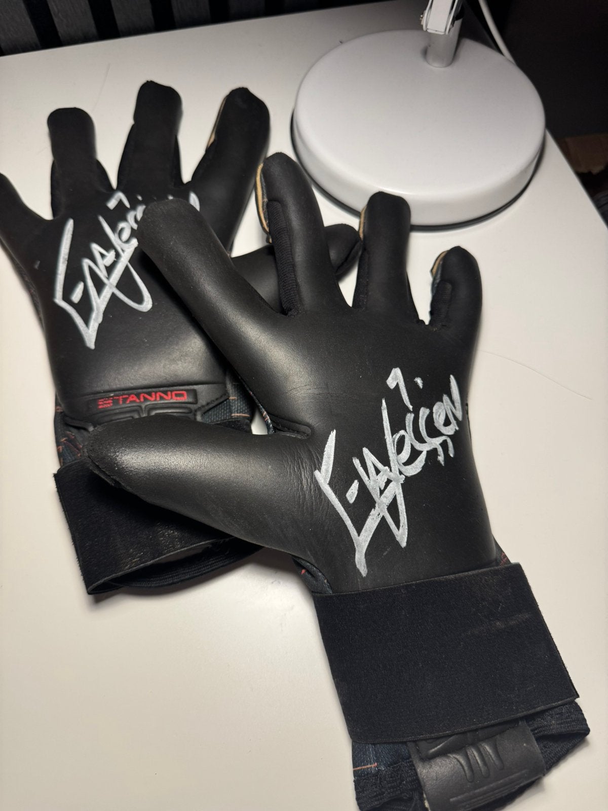 Gesigneerde keepershandschoenen van vaessen Ajax-Groningen, Verzenden, Gebruikt, Ajax