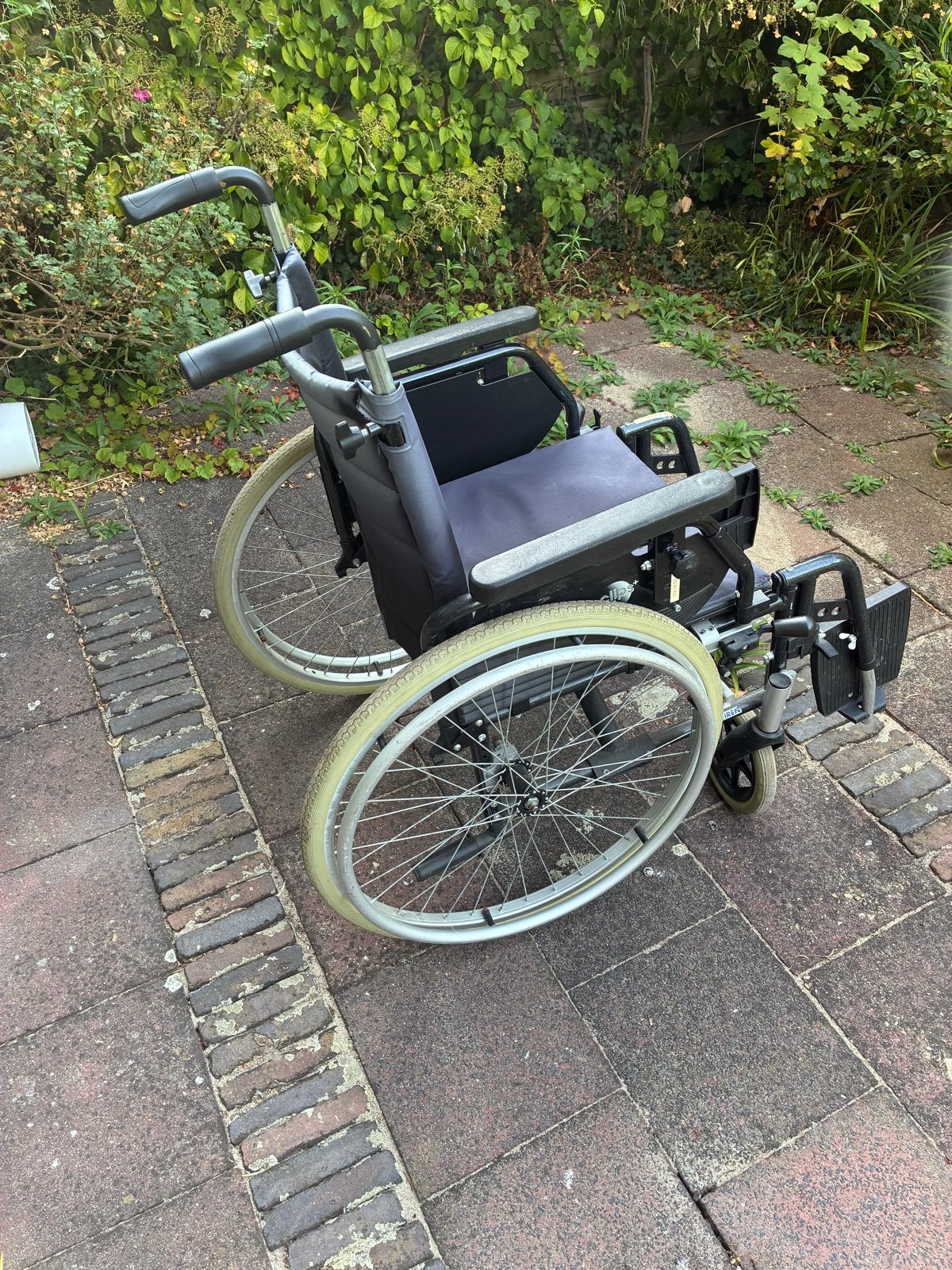 Vermeiren Eclips+ rolstoel, Diversen, Rolstoelen, Ophalen, Inklapbaar, Gebruikt, Duwrolstoel