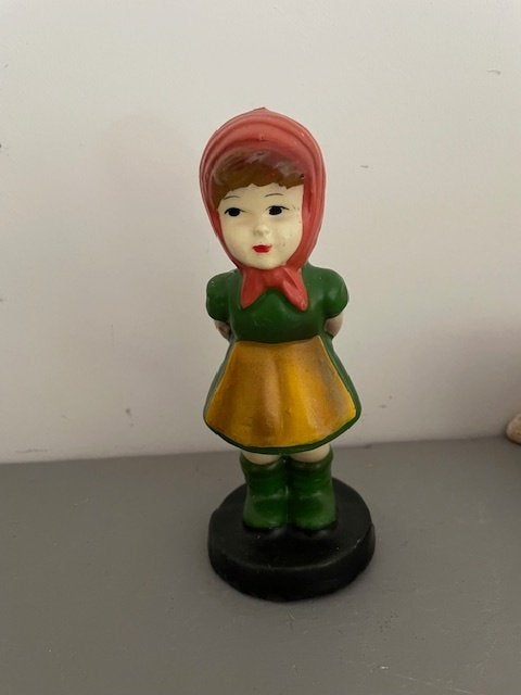 Vintage kaars Hummel stijl. Meisje rood kapje. Jaren '60., Ophalen