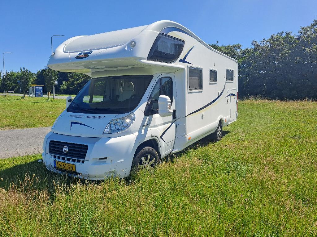 Mc Louis Tandy 637G ENKELE BEDDEN, Caravans en Kamperen, Campers, Alkoof, Ringverwarming, Fiat, 6 tot 7 meter