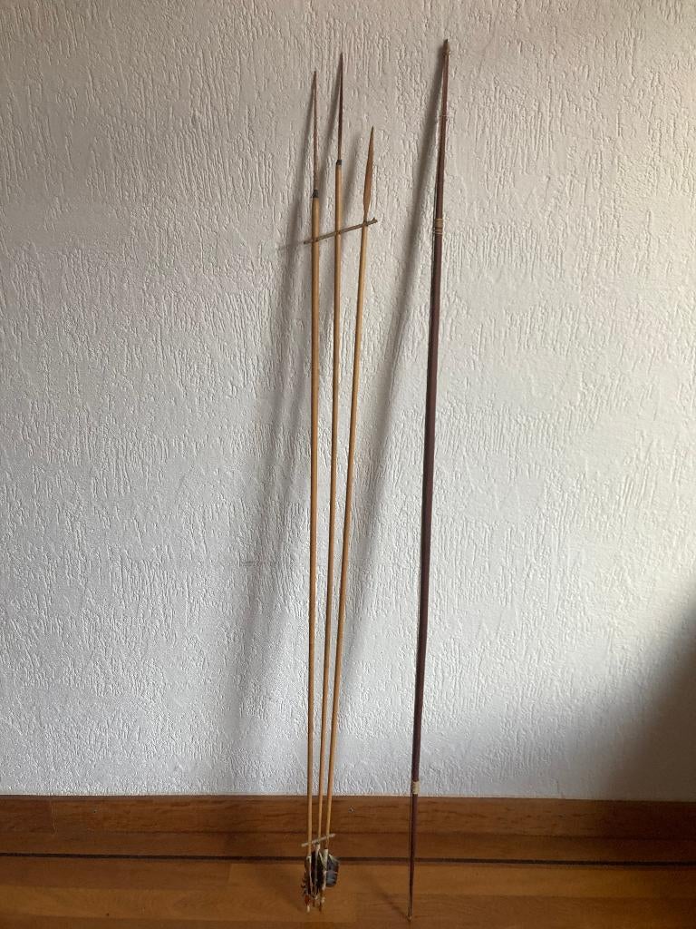 Surinaamse houten handgemaakt pijl pijlen en boog antiek, Sport en Fitness, Handboogschieten, Ophalen of Verzenden, Gebruikt, Overige typen