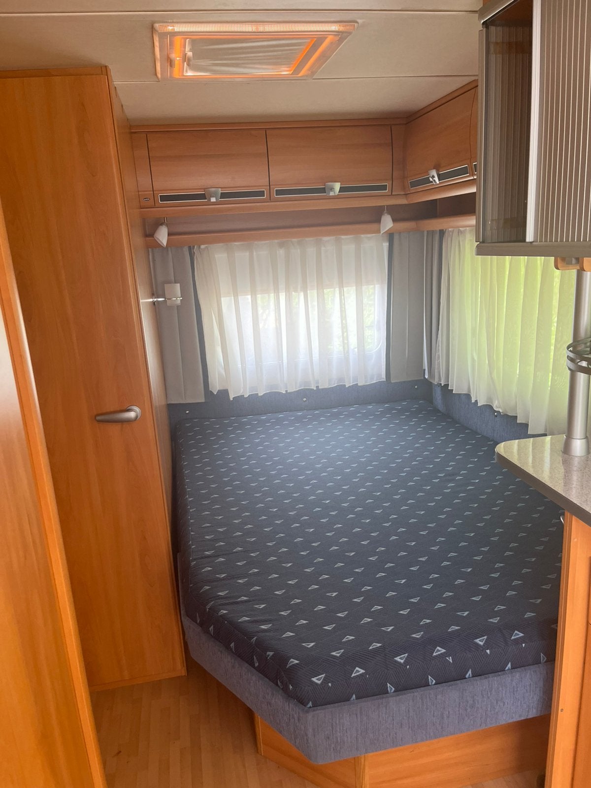 Caravan Wilk S5  450HTD, Ophalen