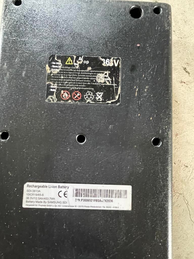 Fietsaccu + lader 36V 12Ah Samsung SDI, Fietsen en Brommers, Verzenden, Gebruikt