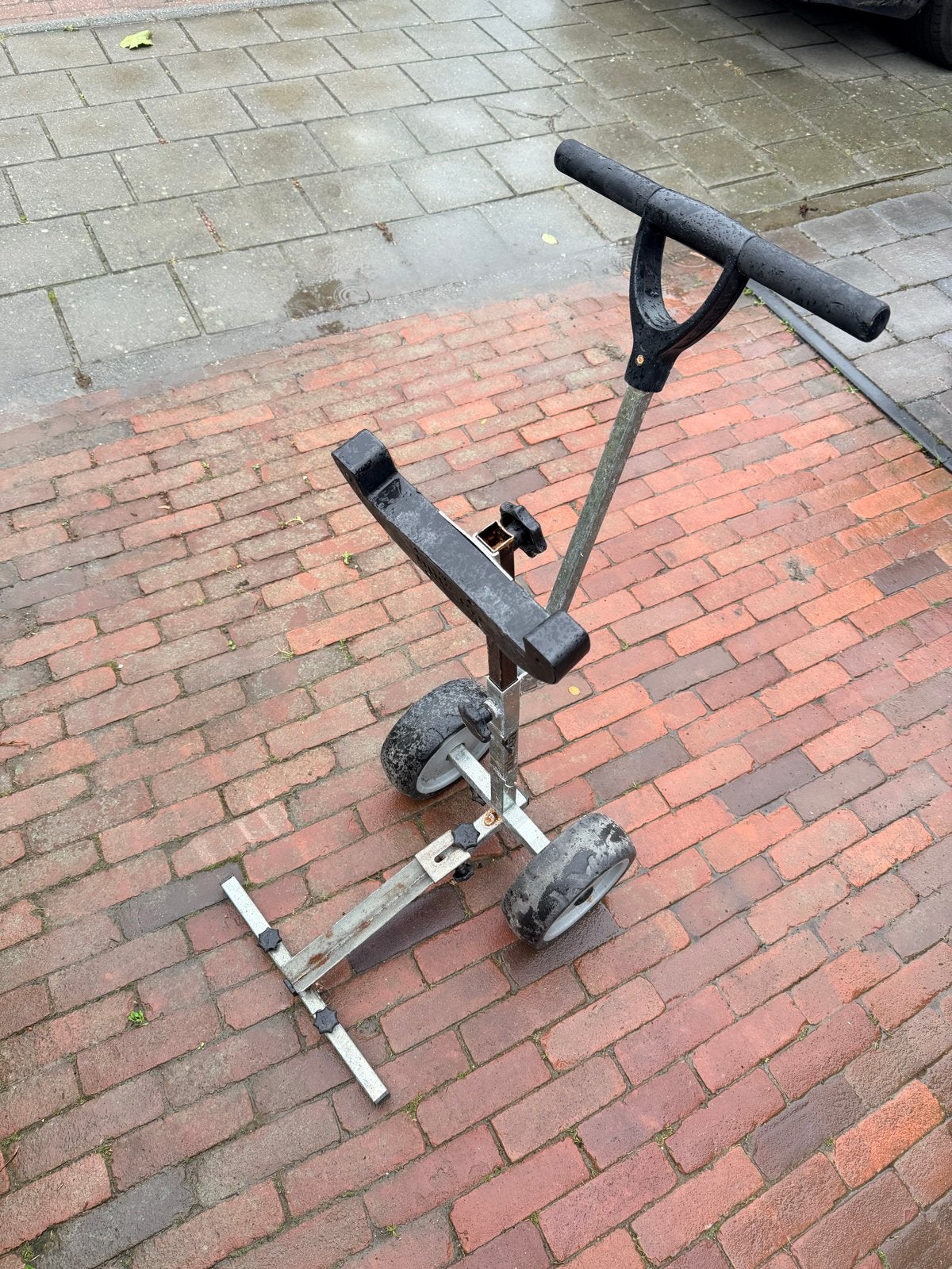 Buitenboordmotor trolley, Ophalen, Gebruikt, Motor en Techniek