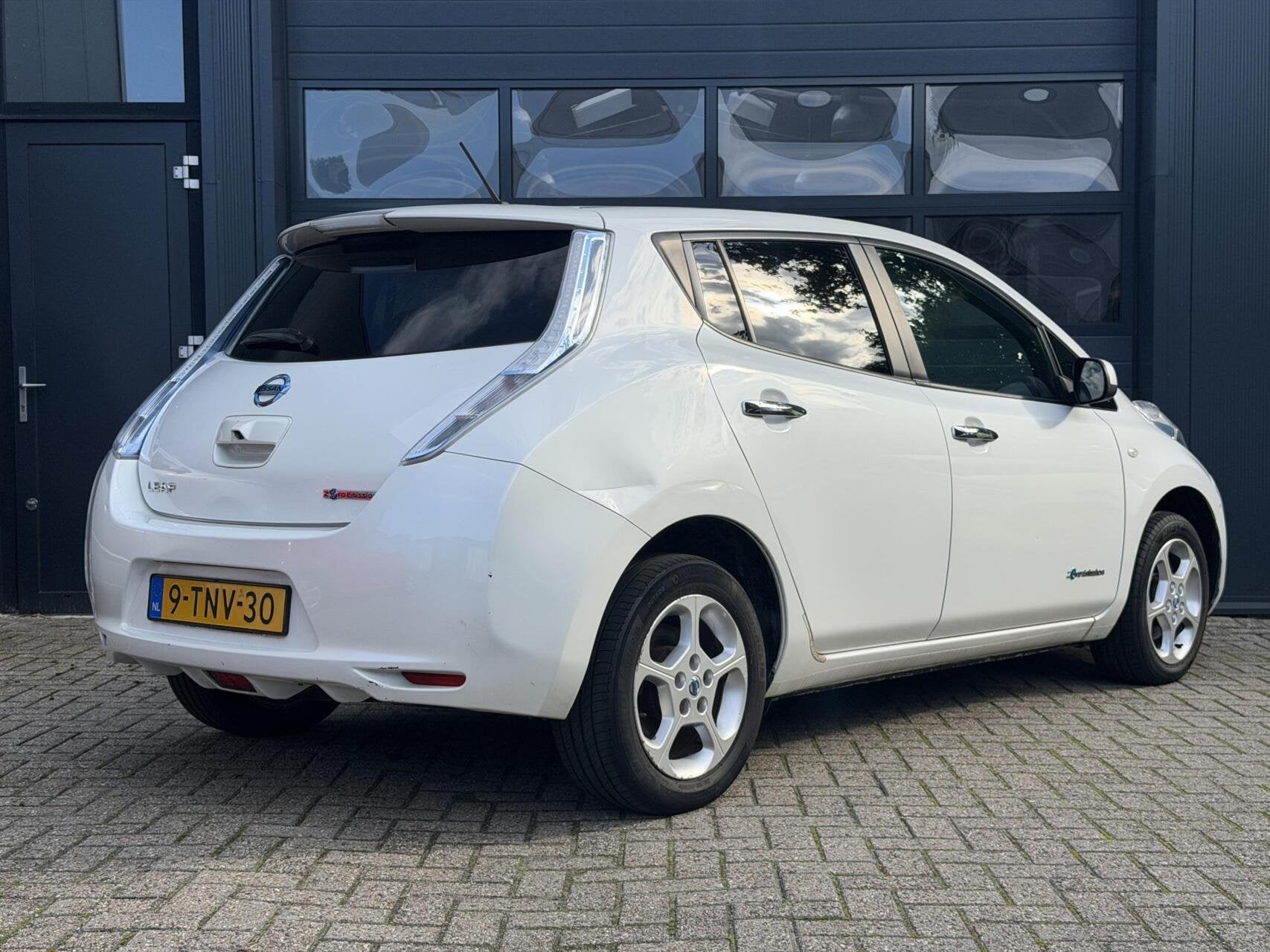 Foto 3 van Nissan LEAF Acenta 24 kWh | Airco