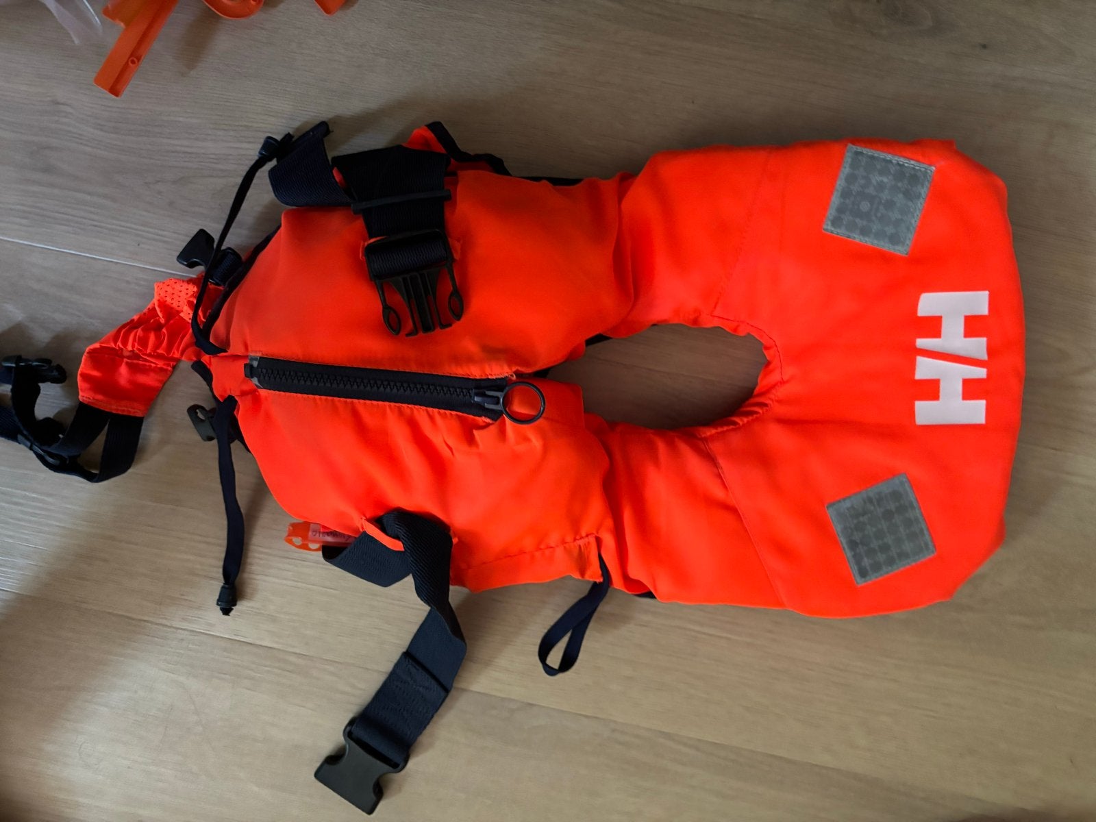 Helly Hansen Baby Safe Red Zwemvest 5-15kg, Watersport en Boten, Ophalen of Verzenden, Nieuw, Overige typen