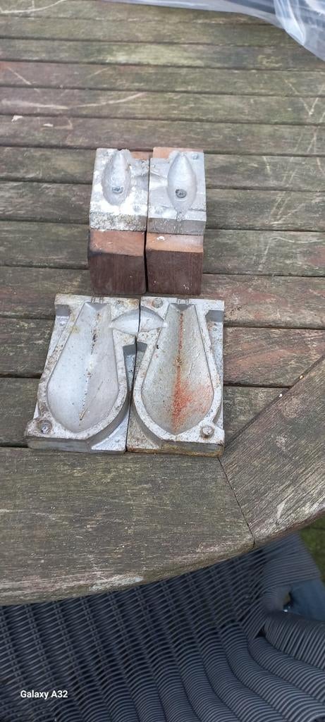 Gietmallen voor Vislood - 120g en 500g, Ophalen of Verzenden