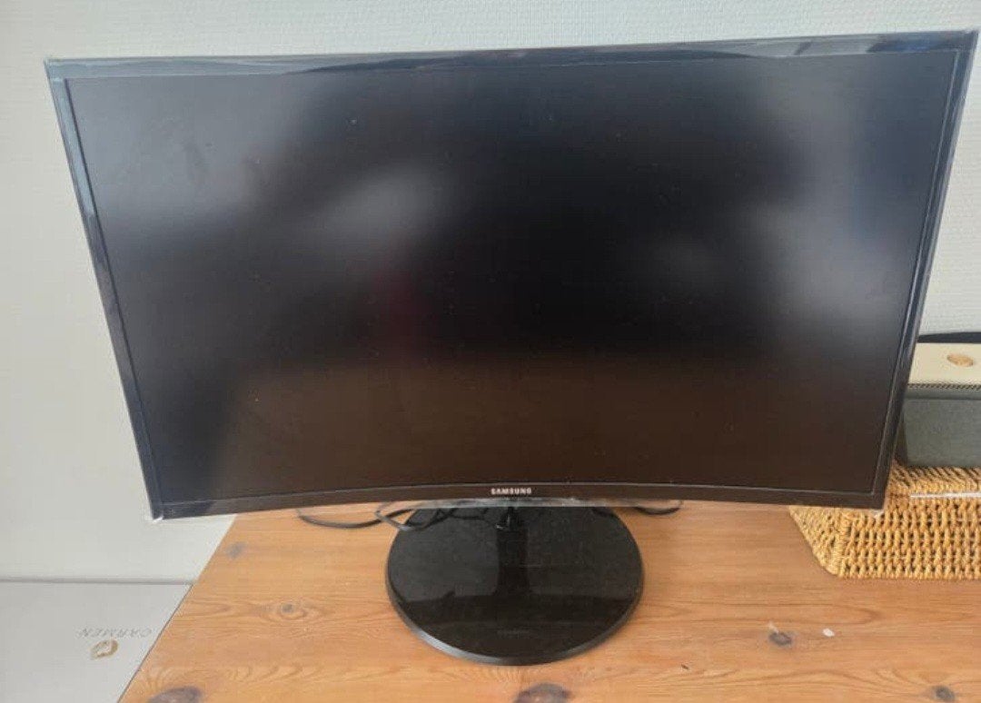 Game  monitor playstation, Ophalen, Zo goed als nieuw