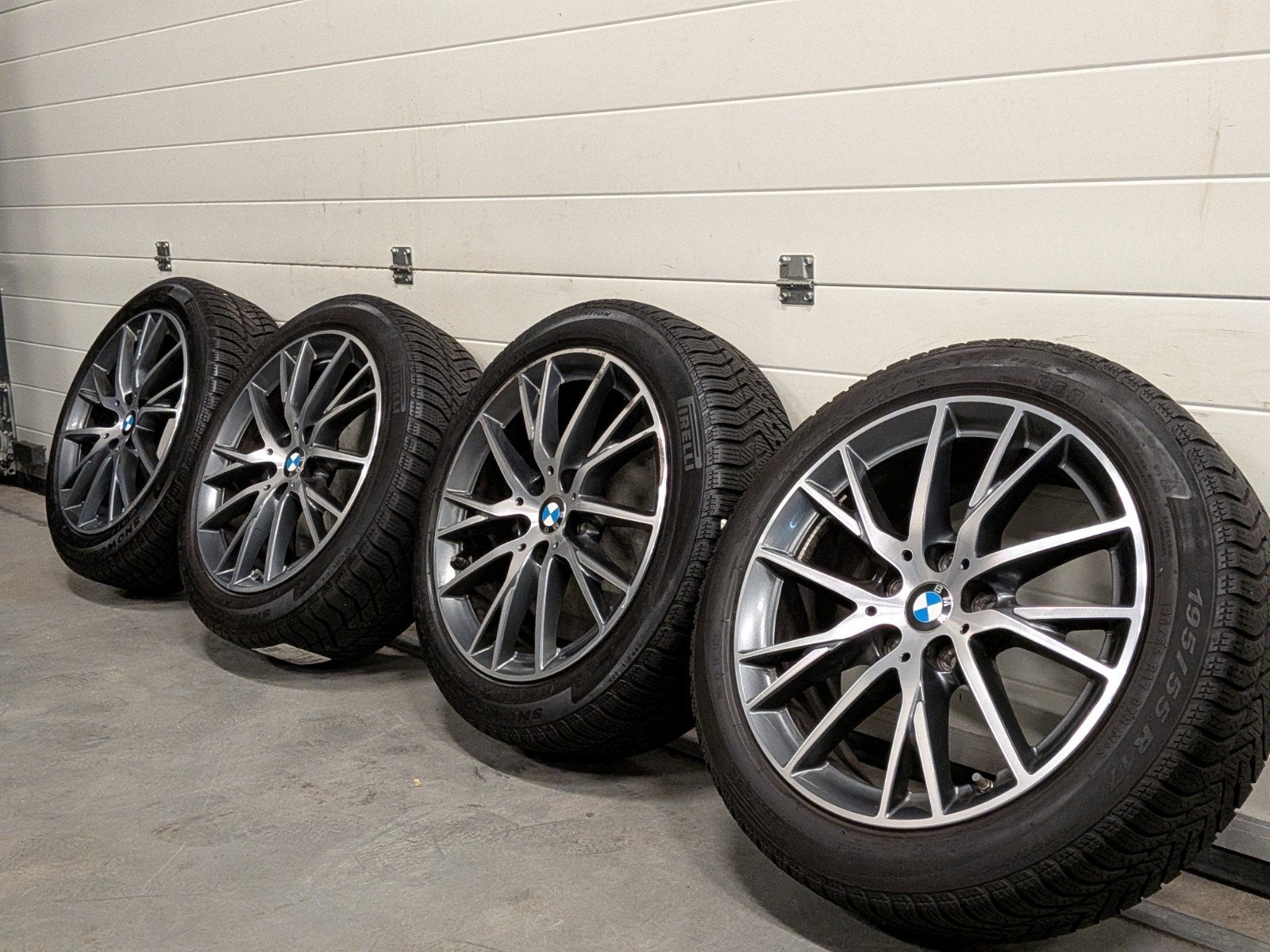 BMW 1 serie F40 F42 F43 F44 Style 489 Winterbanden 195/55/17, Auto-onderdelen, Banden en Velgen, Gebruikt, Banden en Velgen, 17 inch
