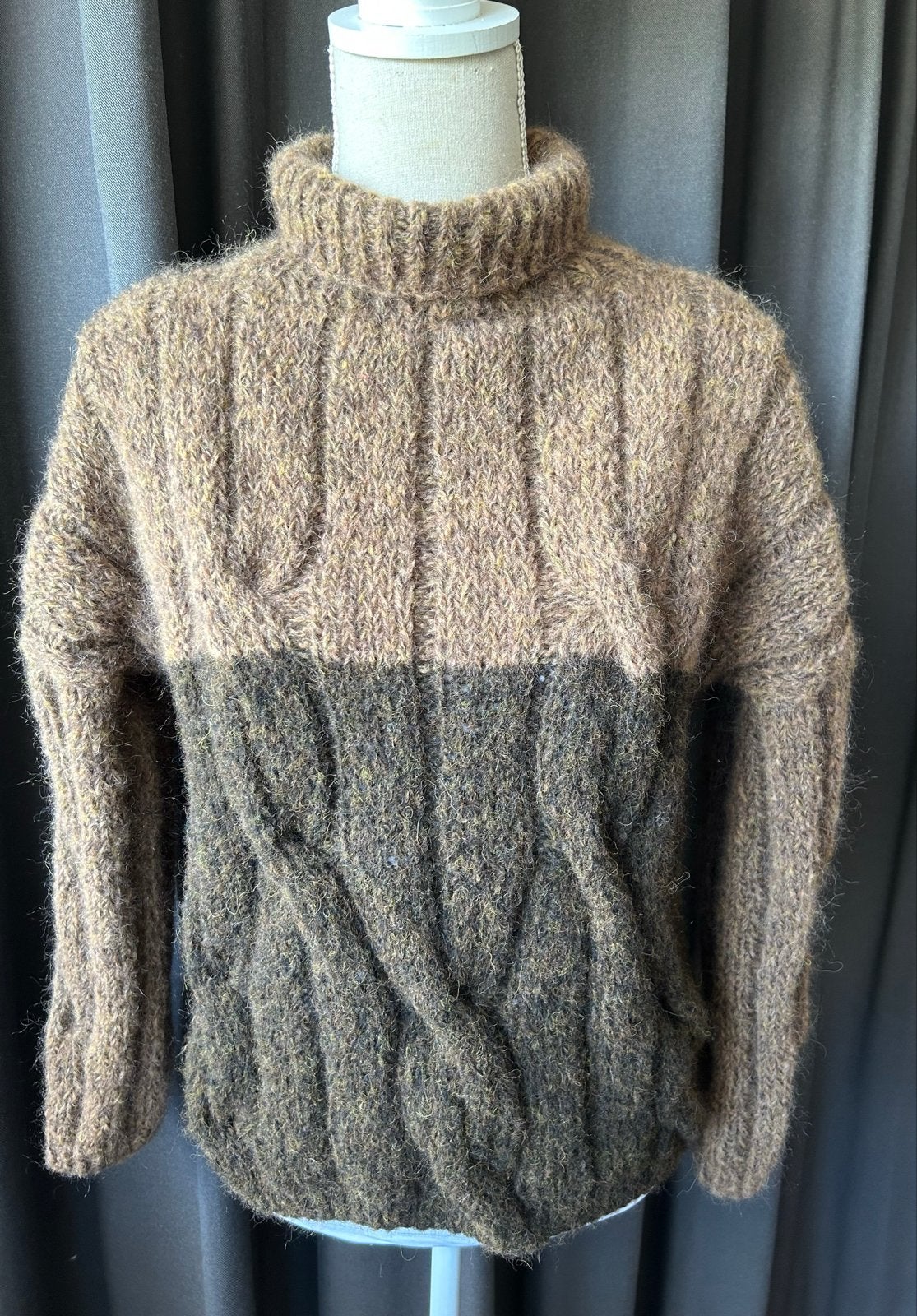 Trui - maat 36-38 - super zachte alpaca wol, Kleding | Dames, Ophalen of Verzenden, Nieuw, Maat 36 (S), Bruin