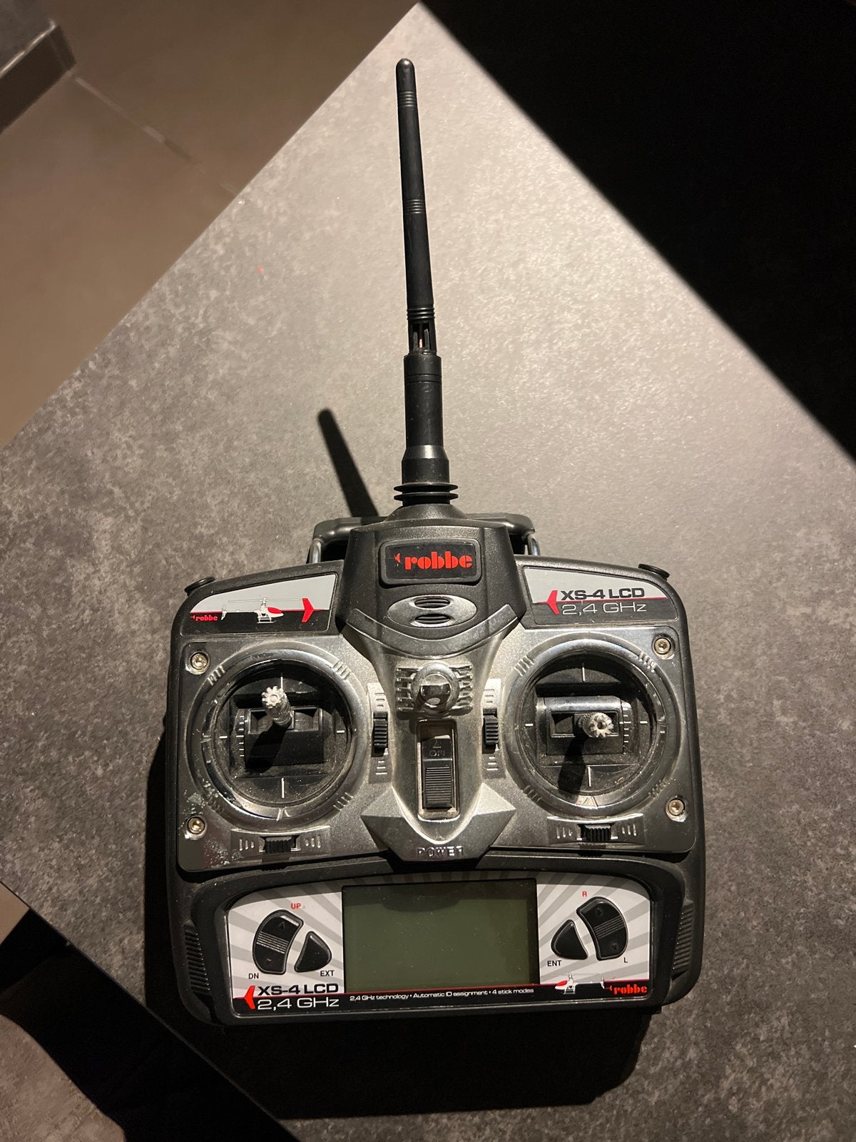 Robbe XS-4 LCD 2.4 GHz Afstandsbediening, Hobby en Vrije tijd, Ophalen of Verzenden, Gebruikt