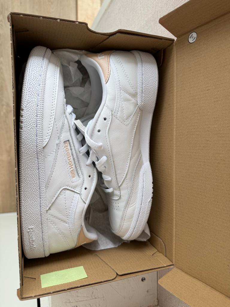 Reebok Club C 85 dames sportschoenen maat 38, Ophalen of Verzenden, Zo goed als nieuw, Wit, Sportschoenen