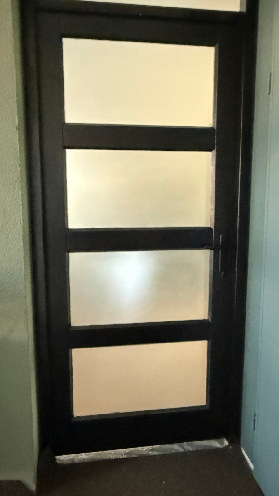 Zwart gelakte deur met mat glas ruiten, Doe-het-zelf en Verbouw, Ophalen, Gebruikt, 80 tot 100 cm, Binnendeur