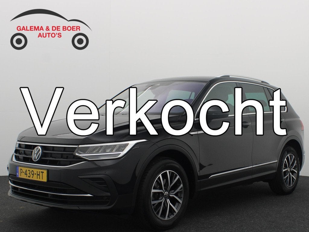 Volkswagen Tiguan 1.5 TSI Life Business FULL LED / CAMERA /, Auto's, Voorwielaandrijving, 4 cilinders, 1404 kg, Zwart