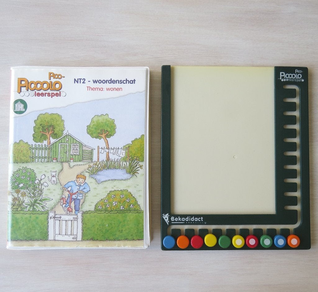 Pico Piccolo bord met kaarten NT2-woordenschat wonen, Ophalen of Verzenden, Gebruikt, Taal en Lezen