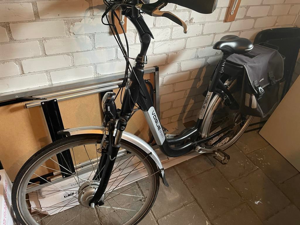 Vogue E-bike met accu en oplader, Overige merken, Gebruikt, Ophalen of Verzenden, 51 tot 55 cm