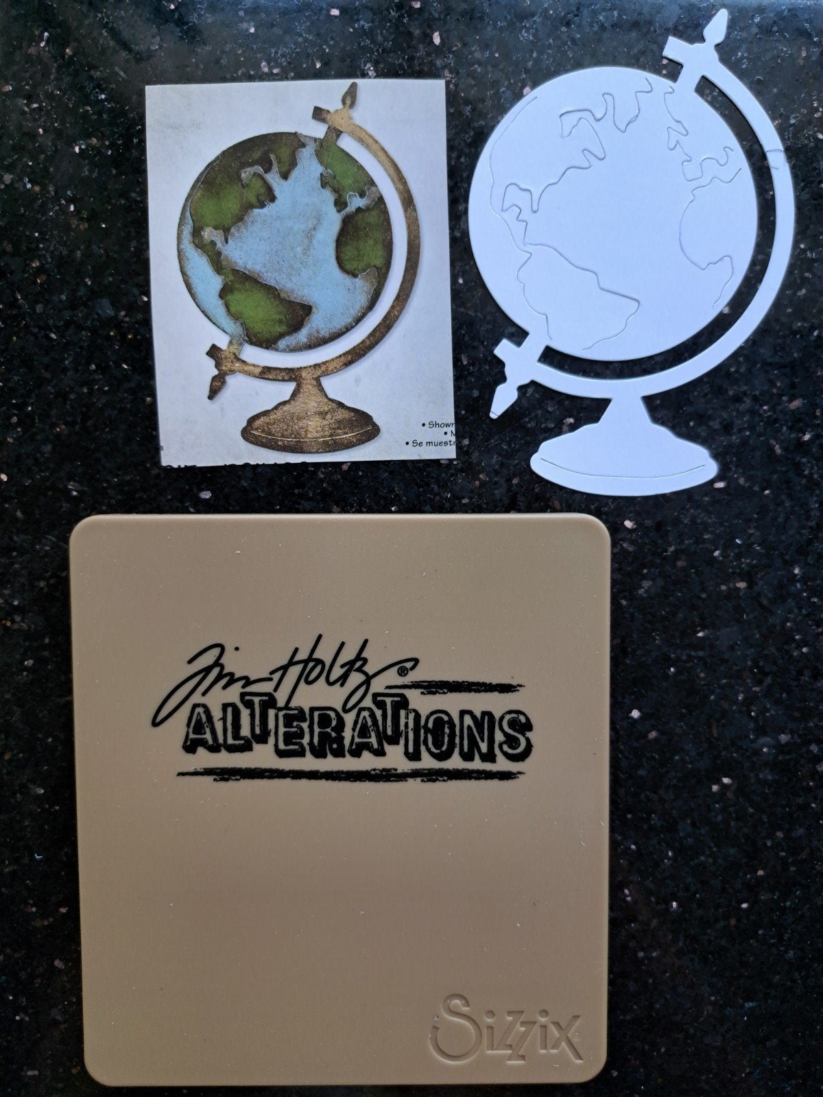 TIM HOLTZ ALTERATIONS GLOBE SNIJMAL DIES WERELDBOL journal, Ophalen of Verzenden, Zo goed als nieuw, Overige thema's, Pons of Mal