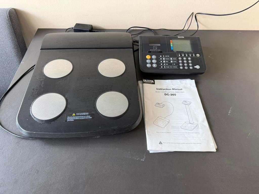 Tanita DC-360 Body Composition Analyzer - Professioneel, Witgoed en Apparatuur, Weegschalen, Gebruikt, 100 kg of meer, Ophalen of Verzenden