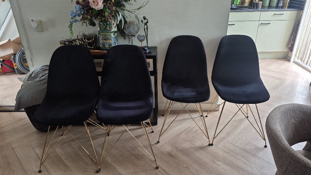 Zwarte eetstoelen, Huis en Inrichting, Ophalen, Gebruikt, Zwart, Vier