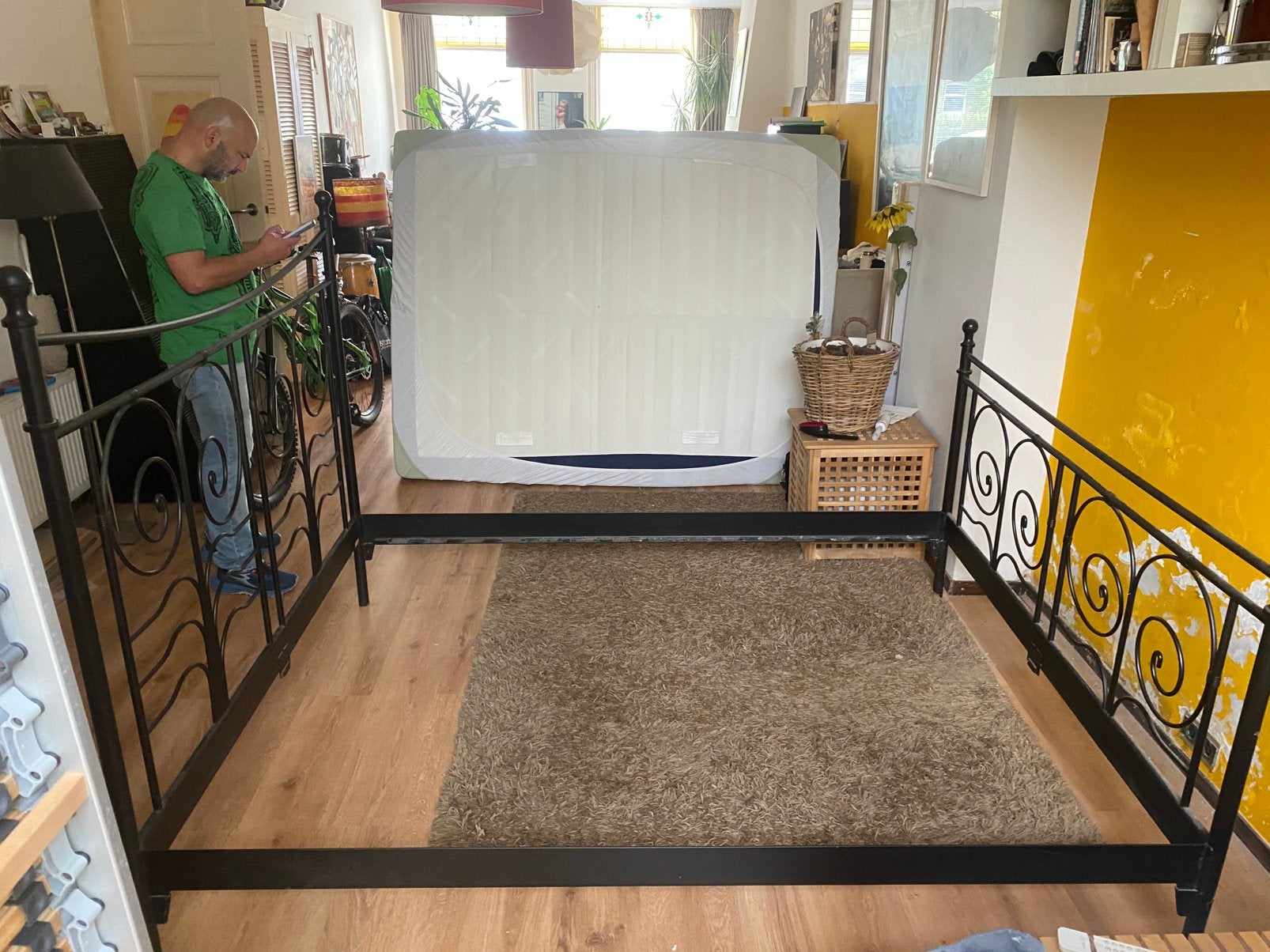 Bedframe zwart metaal ikea compleet met latten, Huis en Inrichting, Ophalen, 90 cm, Eenpersoons, Zwart