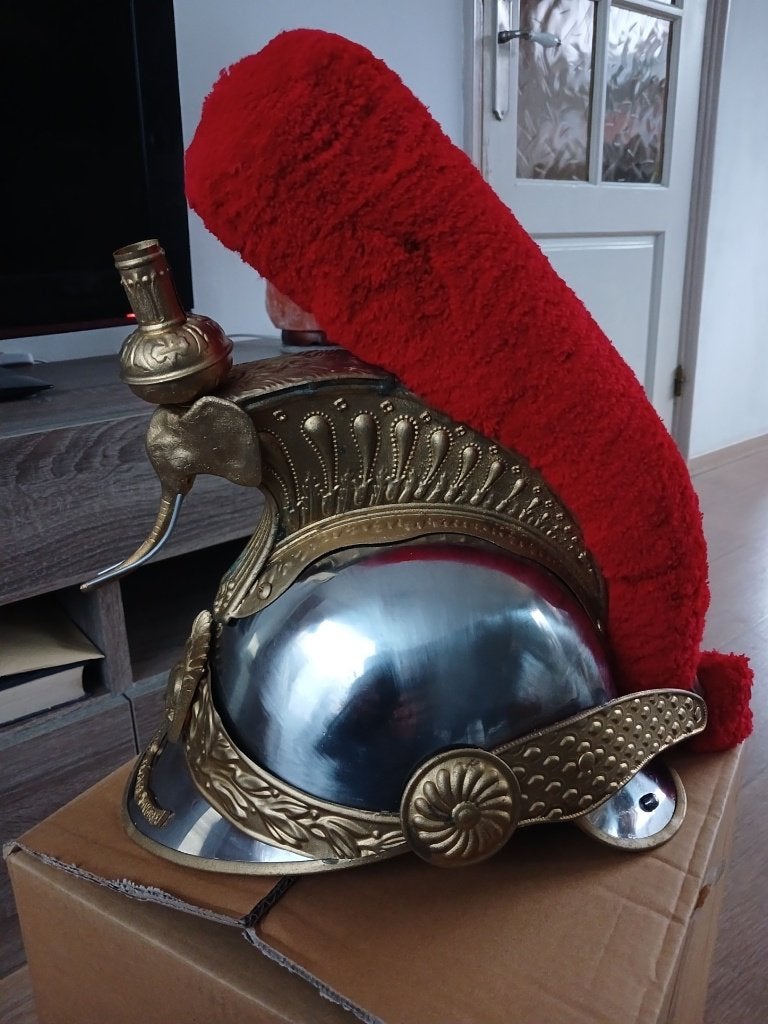 Ceremoniale parade helm, koninklijke garde Ivoor kust, Ophalen of Verzenden, Landmacht, Overige gebieden, Helm of Baret