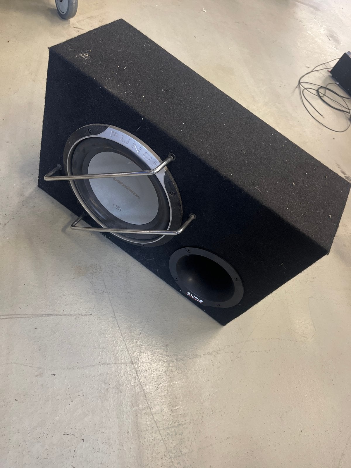 Rockford Fosgate Punch P1 Subwoofer in behuizing, Gebruikt, Subwoofer, Basreflex, Ophalen
