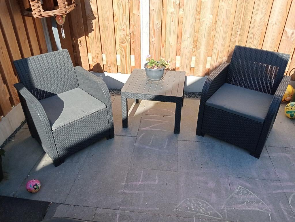 Keter Balcony Set Rosalie met twee stoelen en bijzettafel, Gebruikt, Bijzettafel, Wicker, Ophalen