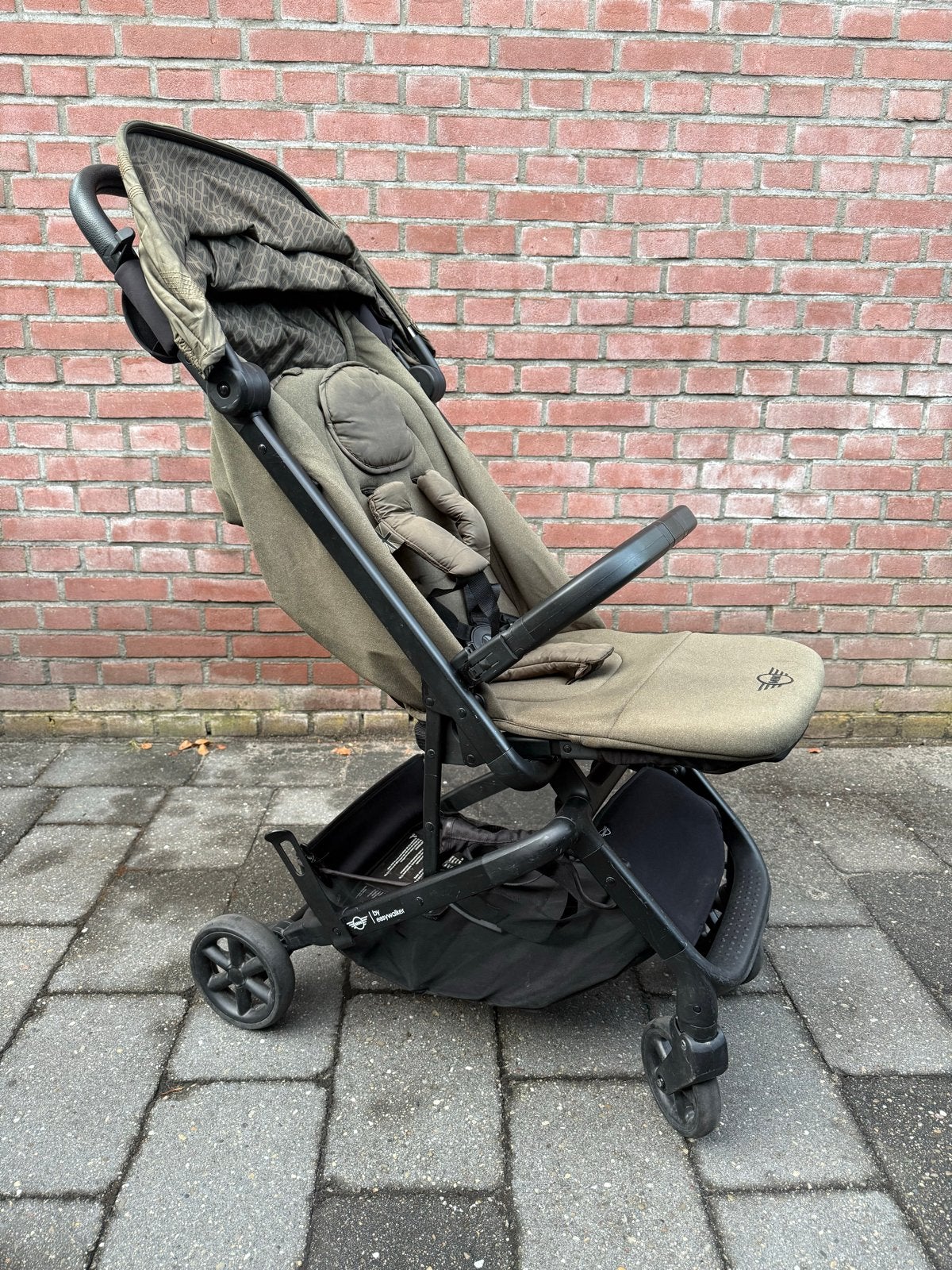 Easywalker Buggy Mini Donkergroen + Reistas, Ophalen, Gebruikt, Kinderwagen, Overige merken