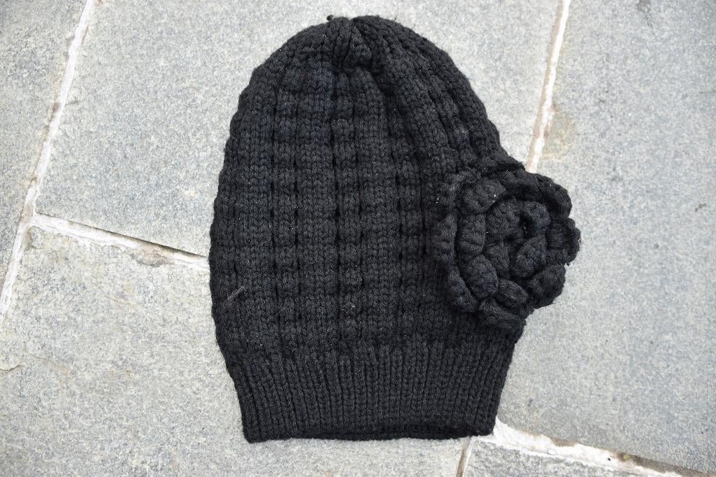 Zwarte meisjesmuts, Kinderen en Baby's, Kinderkleding | Mutsen, Sjaals en Handschoenen, Meisje, 110 t/m 116, Ophalen of Verzenden