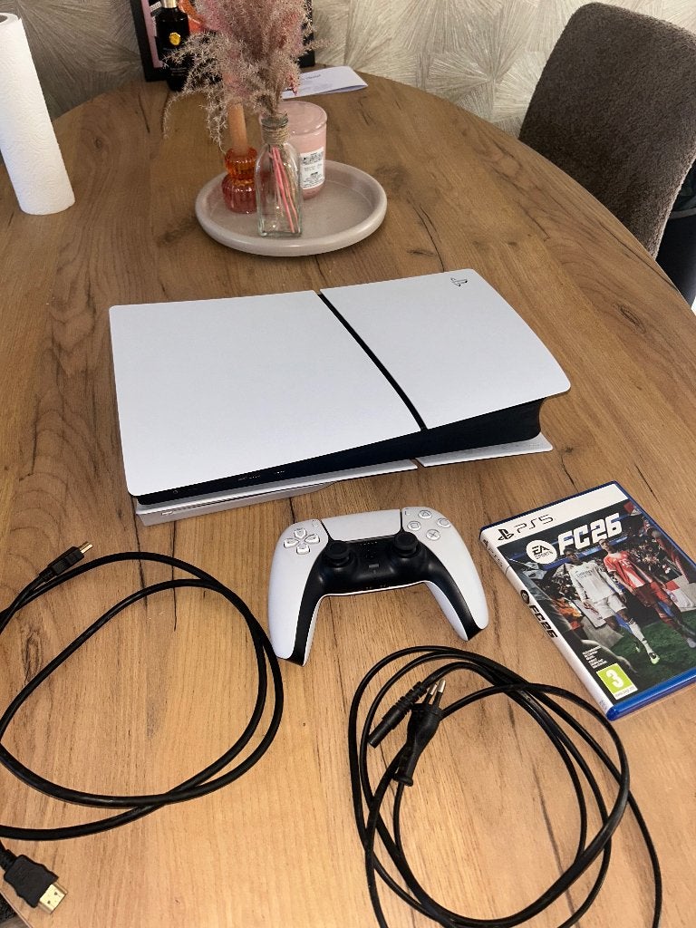 Ps5 disk edition + FC26 + 1 controller, Ophalen of Verzenden, Zo goed als nieuw, Playstation 5