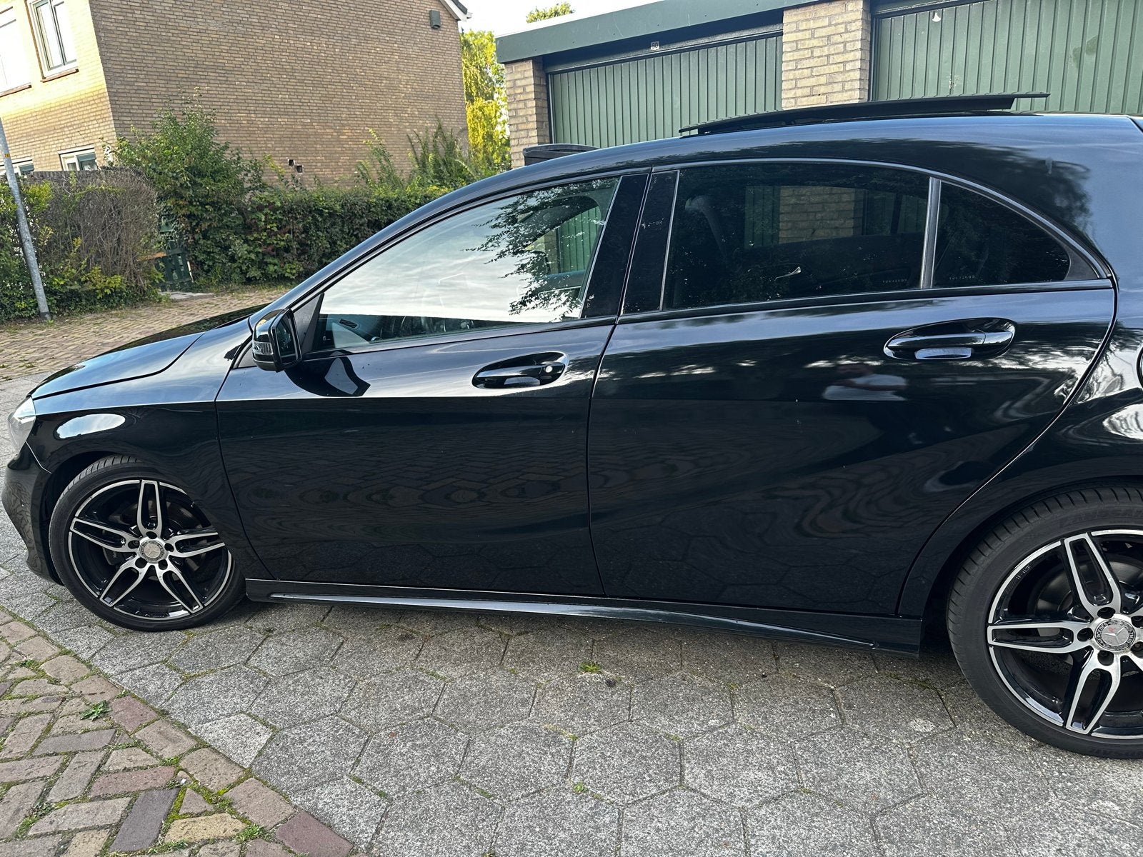 Mercedes-Benz Mercedes A180 AMG Zwart, Auto's, Euro 5, Zwart, 4 cilinders, 1200 kg
