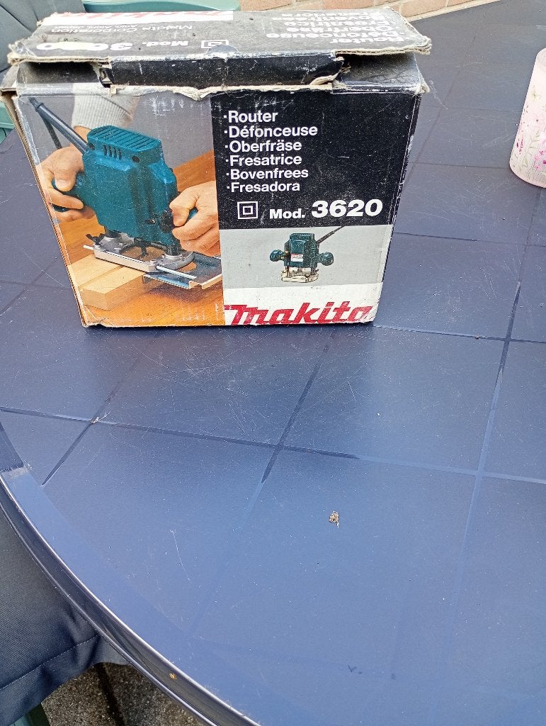 Bovenfrees Makita model 3620, Doe-het-zelf en Verbouw, Gereedschap | Freesmachines, Ophalen of Verzenden, Zo goed als nieuw, Elektrisch