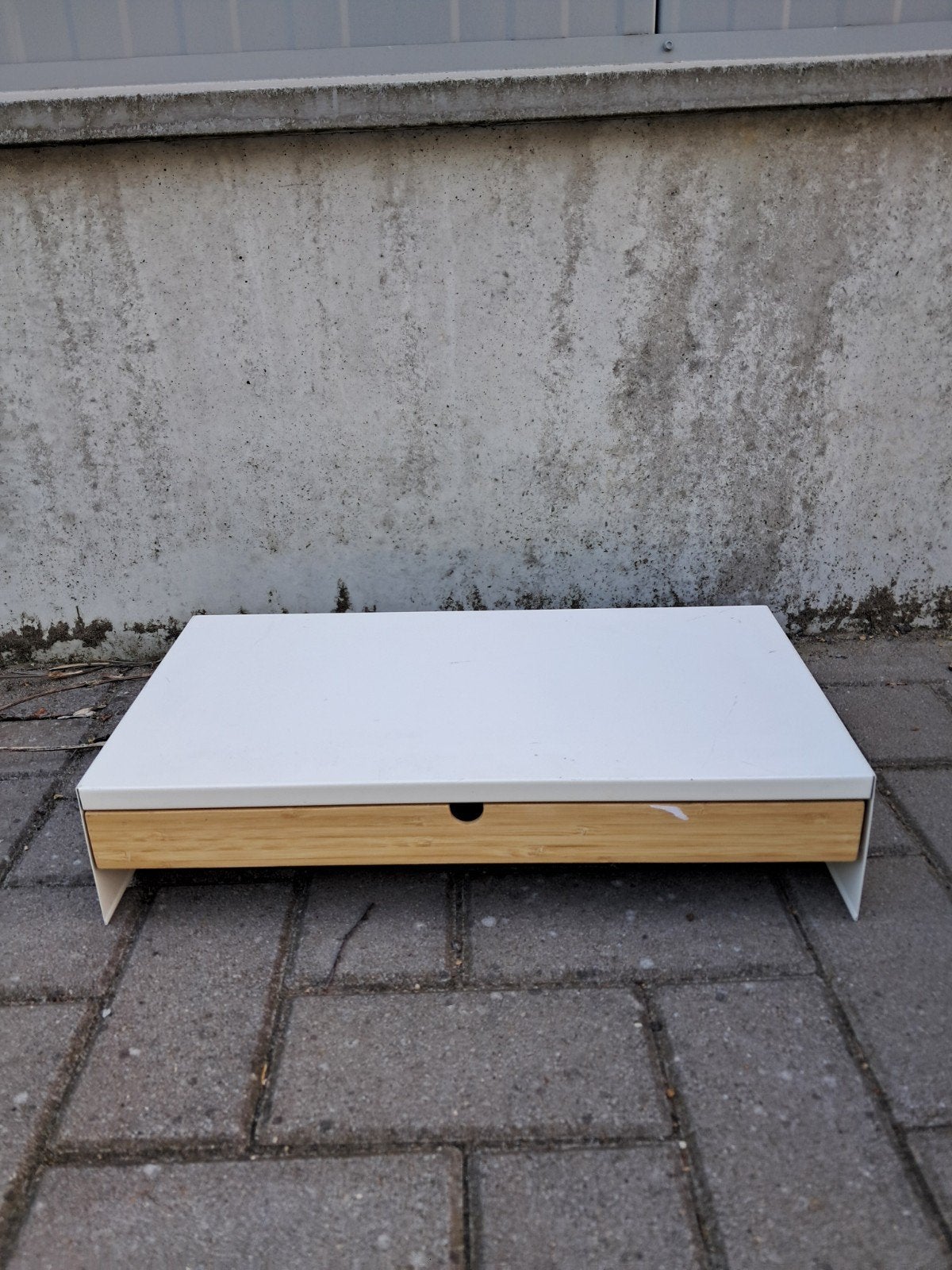 Ikea laptoptafel met lade - wit/bamboe, Computers en Software, Laptoptafels, Gebruikt, Ophalen of Verzenden