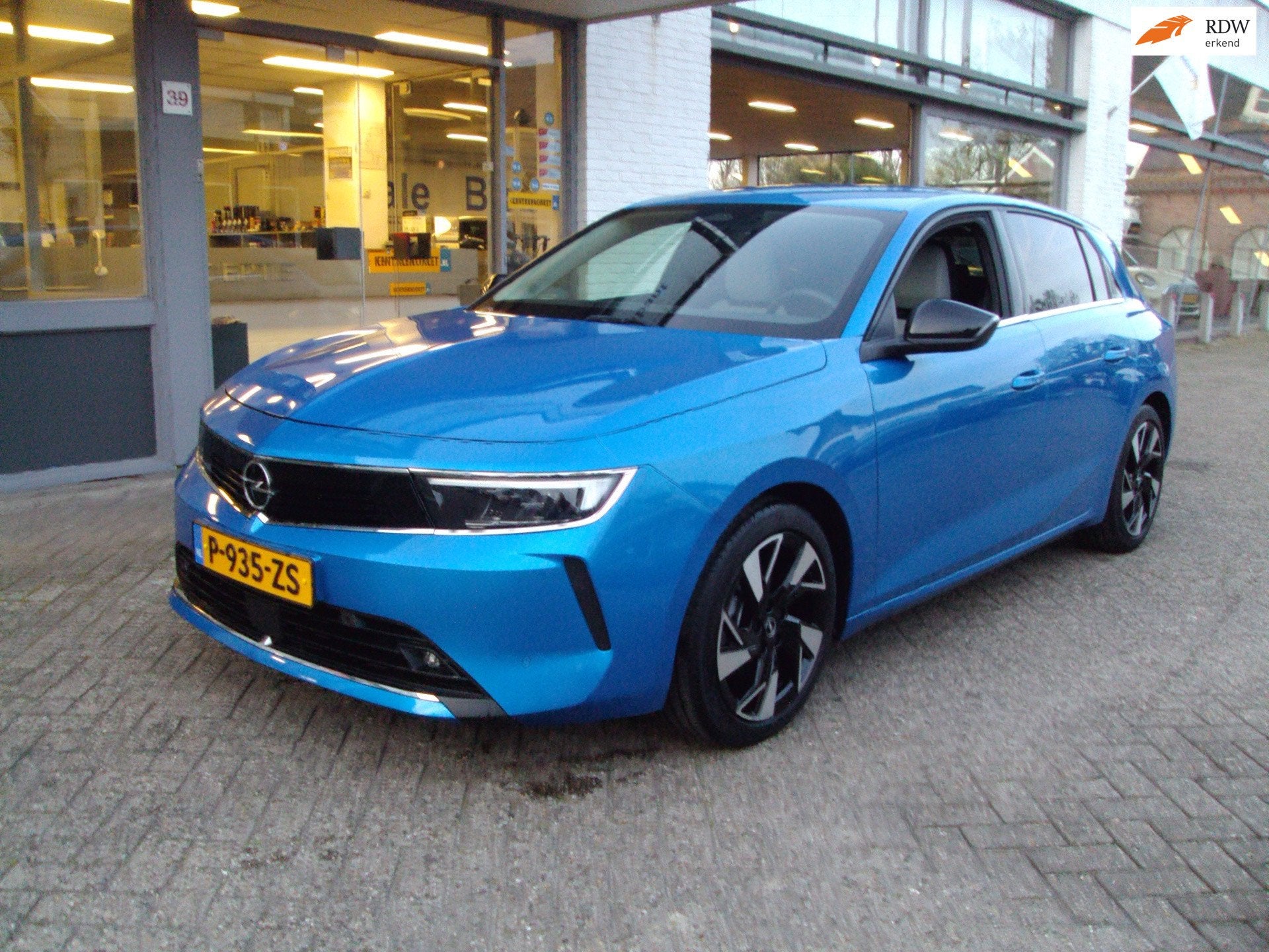 Opel Astra 1.2 GS Line, Auto's, Voorwielaandrijving, Dealer onderhouden, 1250 kg, 1199 cc