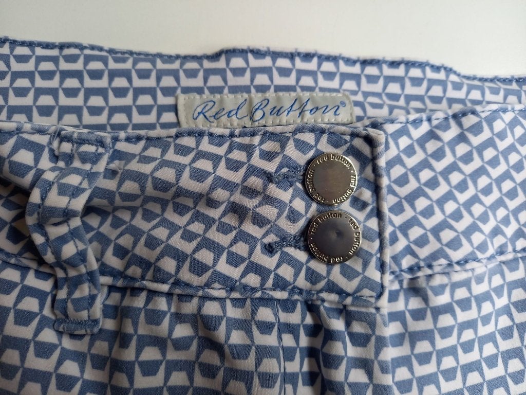 RED BUTTON mooie blauw wit blokje broek, mt 38-40, Maat 38/40 (M), Blauw, Ophalen of Verzenden, Zo goed als nieuw