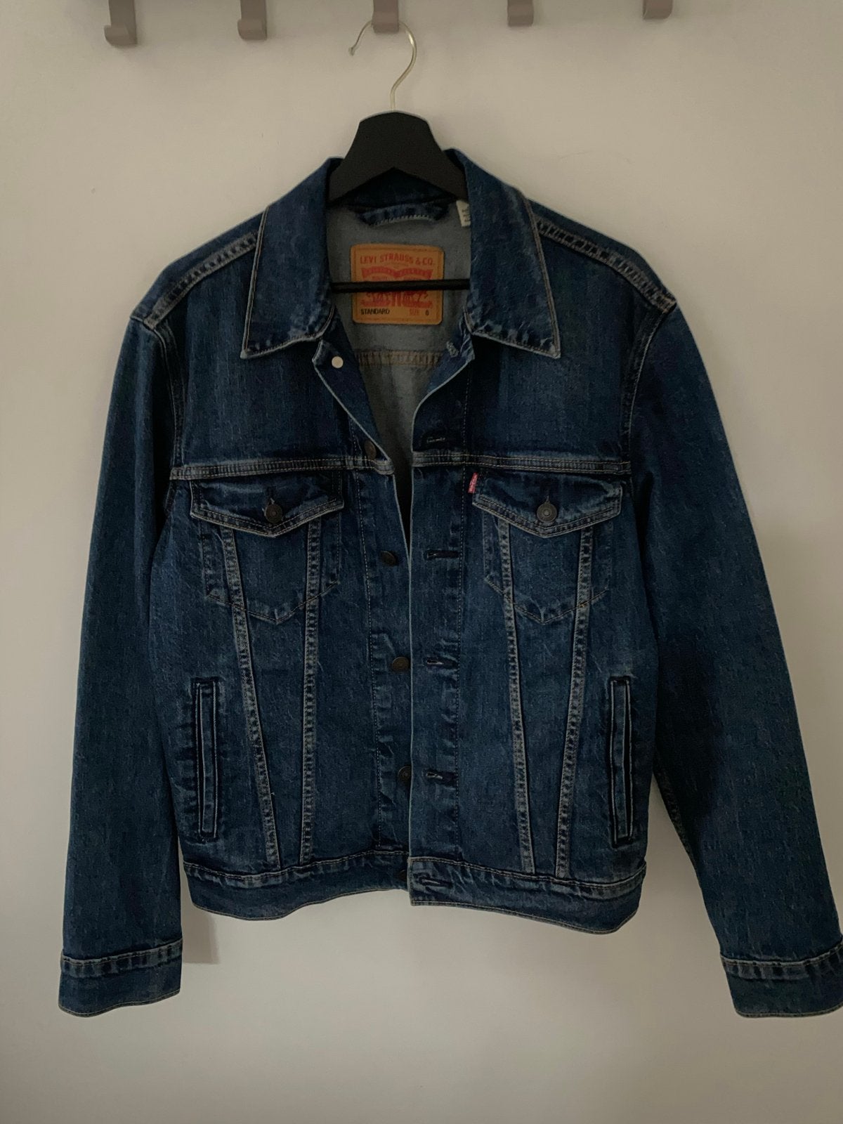 Levi's spijkerjack maat S - Zo goed als nieuw, Ophalen of Verzenden, Zo goed als nieuw, Maat 46 (S) of kleiner, Blauw