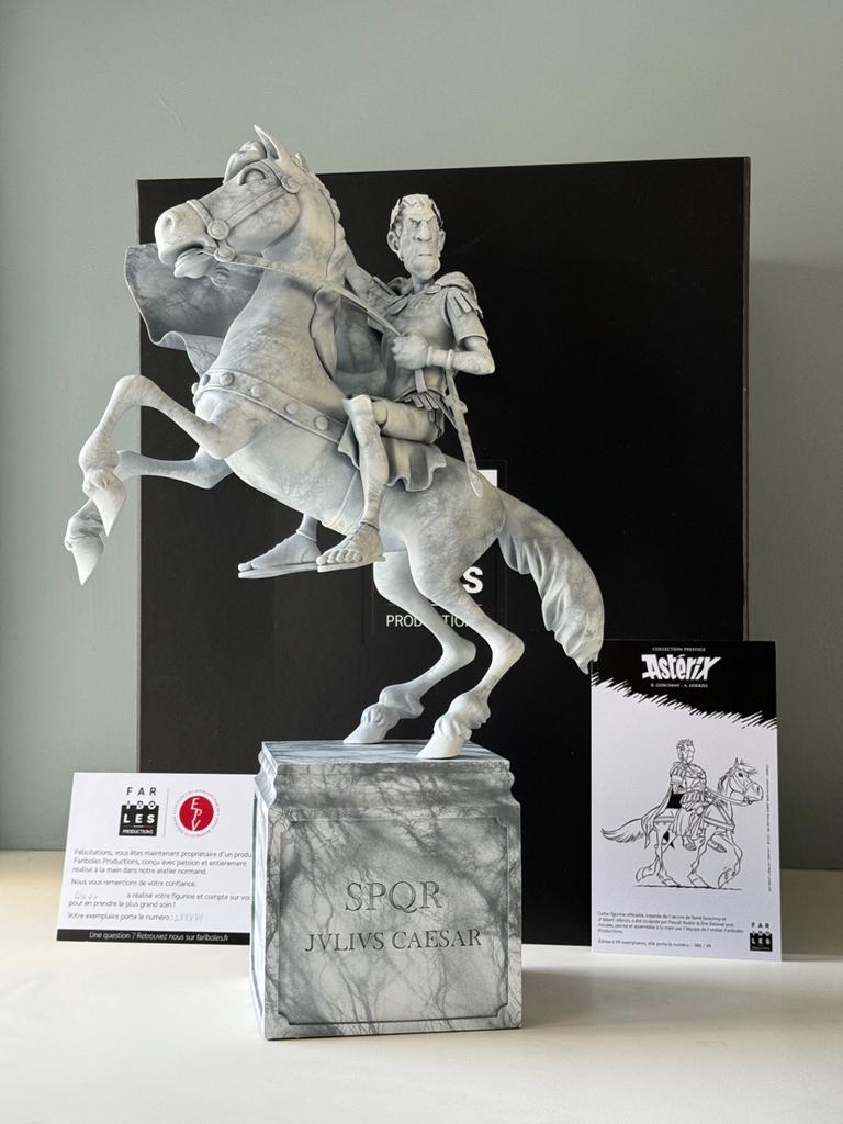 Caesar te paard versie „marble” fariboles „prestige”, Ophalen of Verzenden, Kuifje, Zo goed als nieuw, Beeldje of Figuurtje