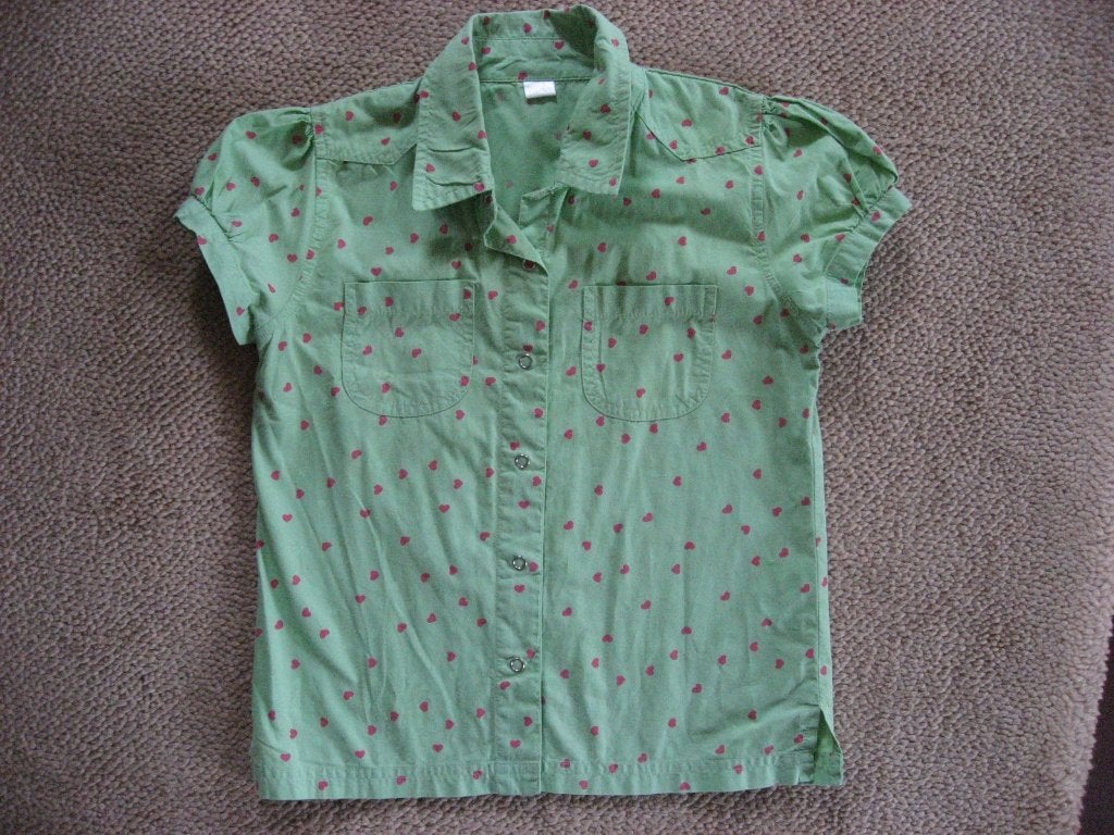 leuk groen bloesje met roze hartjes, mt 122/128, Verzenden, Zo goed als nieuw, Meisje, Overhemd of Blouse