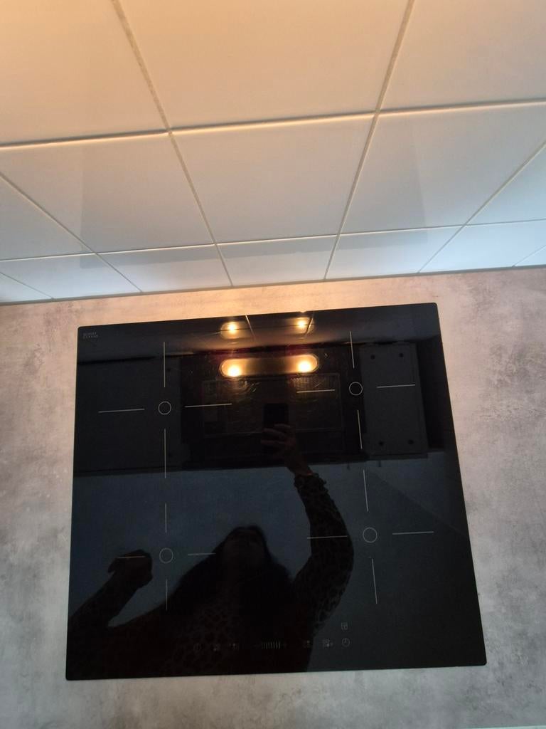 IKEA Inductieplaat - Functioneel met lichte gebruikssporen, Ophalen of Verzenden